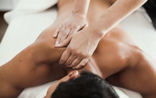 Massage avec baume thérapeutique